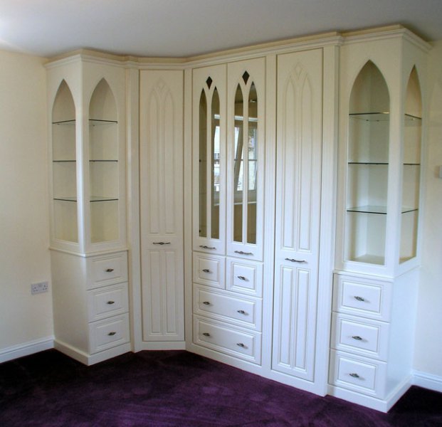 bespoke-bedroom-furniture-11.jpg