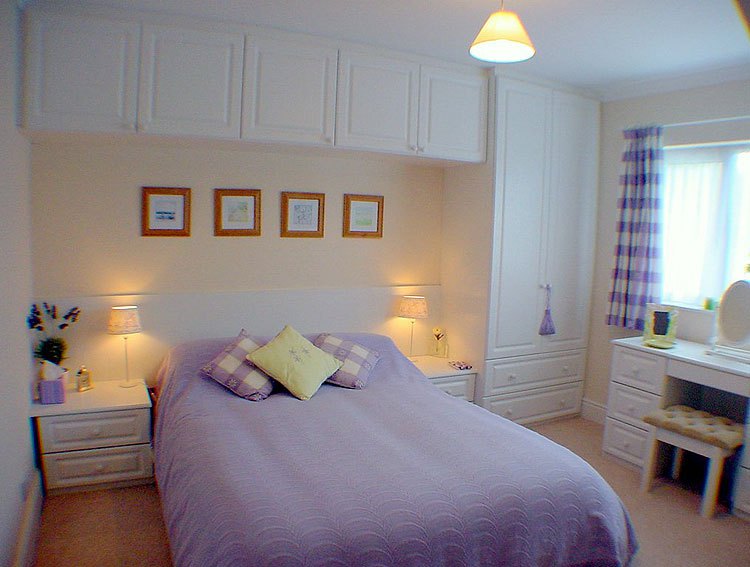 bespoke-bedroom-furniture-6.jpg