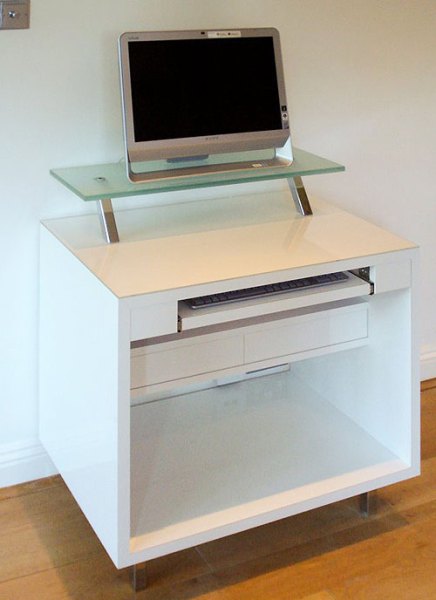 bespoke-computer-desk-1.jpg