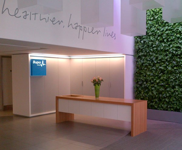 Bespoke reception desk example 25